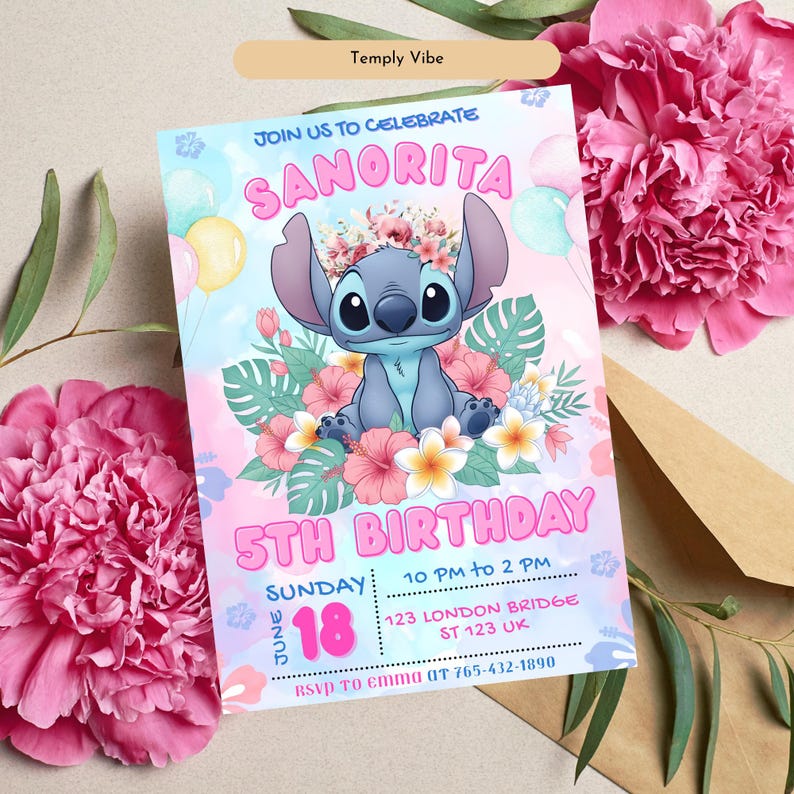 Pode incluir: Um convite de anivers&aacute;rio com o personagem Stitch rodeado de flores e bal&otilde;es. O convite diz "Sanorita 5th Birthday" com detalhes do evento. O design usa rosa e azul, com "Temply Vibe" no topo.