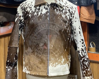 Handgemaakt rundleren jack – western rodeo cowboyjas, echt behaarde boho cowgirl-bovenkleding