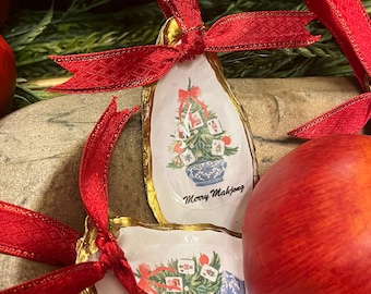 Adorno navideño de mahjong hecho a mano con conchas de ostra
