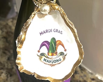 Mahjong Joker Oyster Shell Wine Bottle Charm