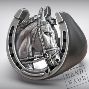 Horse Head Signet Ring, Lucky Horseshoe, Cowboy Ring, Western Jewelry, Rustic Band, Handmade Gift for Men, Equestrian Accessory