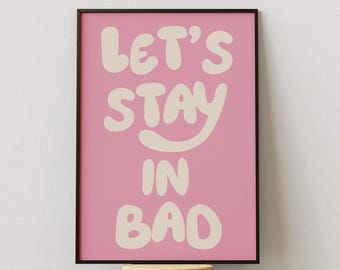Poster "Restiamo a letto", stampa artistica rosa da parete, stampa con citazione carina e femminile, stampa estetica per la camera da letto, download digitale per una casa accogliente, coppia ora di andare a letto