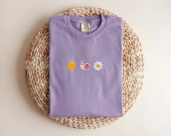 Sun Snail Daisy Embroidered Shirt, Cute Nature Crewneck, Cottagecore Aesthetic Pullover, Minimal Floral Animal Sweatshirt