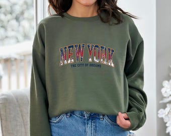 New York City of Dreams Sweatshirt, Vintage NYC Graphic Crewneck, Retro New York Pullover, Travel Lover Gift, Urban Streetwear Top