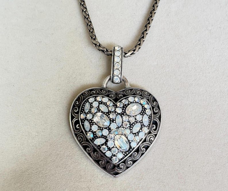 Brighton Swarovski-kristal All You Need Is Love-ketting zilverkleur 5447 afbeelding 2