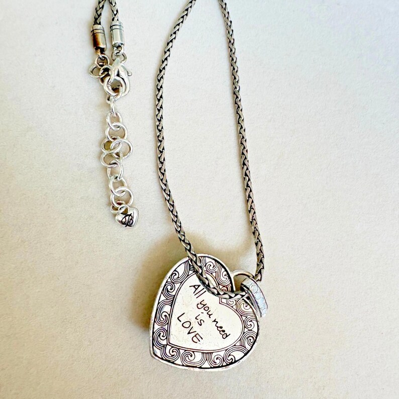 Brighton Swarovski-kristal All You Need Is Love-ketting zilverkleur 5447 afbeelding 4