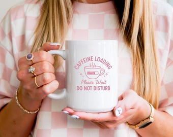 Grappige koffiemok, cafeïne wordt geladen mok, geduld a.u.b. koffiekopje niet storen, cadeau collega, cadeau koffieliefhebber, grappige werkmok