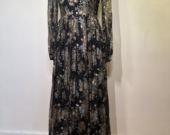 Impresionante vestido de noche vintage de seda metalizada negra y dorada de Oscar de la Renta Boutique, años 60. Vestido largo de manga larga, talla 8.