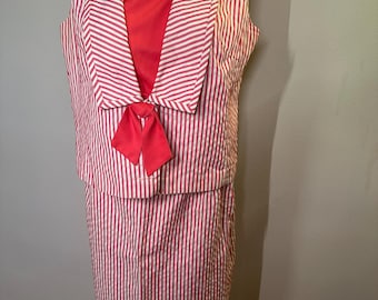 Conjunto vintage de dos piezas con cuello marinero, falda sin mangas y falda tubo, estilo náutico, de rayas rosas y blancas, de Rosecrest, años 60, talla M