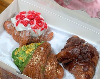 Croissant Candle Set | Choco Crème, Berry Sweet & Pistachio | Decorative Pastry Home Decor