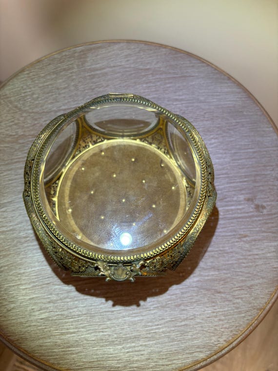 Antique French Style Ormolu Glass Jewelry Casket | Early 1900s Beveled Glass Vitrine Box | Vanity Trinket Box | Gold Filigree View 4
