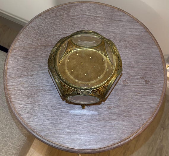 Antique French Style Ormolu Glass Jewelry Casket | Early 1900s Beveled Glass Vitrine Box | Vanity Trinket Box | Gold Filigree View 5
