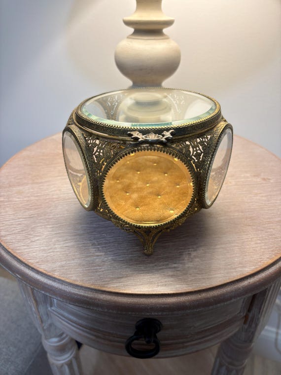 Antique French Style Ormolu Glass Jewelry Casket | Early 1900s Beveled Glass Vitrine Box | Vanity Trinket Box | Gold Filigree View 6
