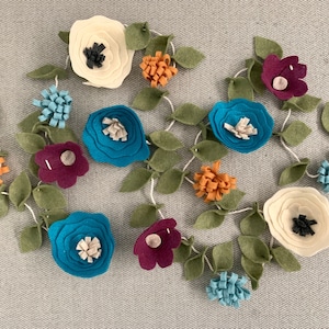 Felt Floral Flower Garland // Fall Garland // Wedding Decor // Flower Bunting // Purple, Wine, Blue, Teal, Aqua, Mustard, Cream, Green