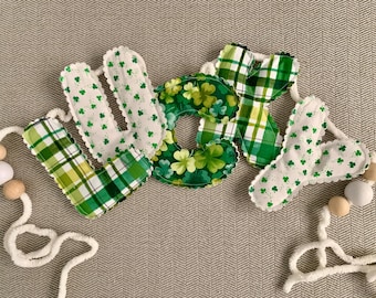 St Patrick's Day Holiday Lucky Wall Hanging / Lucky Shamrock Banner