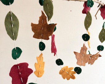 Felt Leaf Garland / Fall Garland / Fall Decor / Autumn Decor / Leaf Bunting / Green, Copper, Mustard, Red