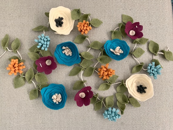 Felt Floral Flower Garland // Fall Garland // Wedding Decor // Flower Bunting // Purple, Wine, Blue, Teal, Aqua, Mustard, Cream, Green
