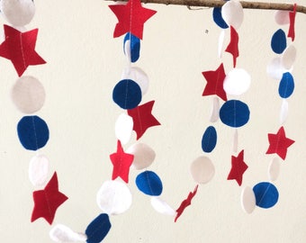Felt 4th of July Garland: Red Stars & Blue Circles