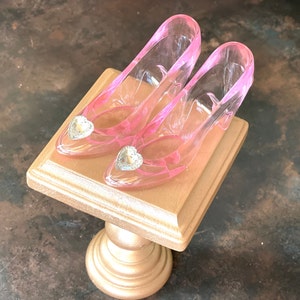 Cinderella Glass Slipper, Pink, Favor, Princess Party Shoe, Cake Topper, Acrylic, Frosted Heart Jewel , Your choice, Single or Pair of Shoes