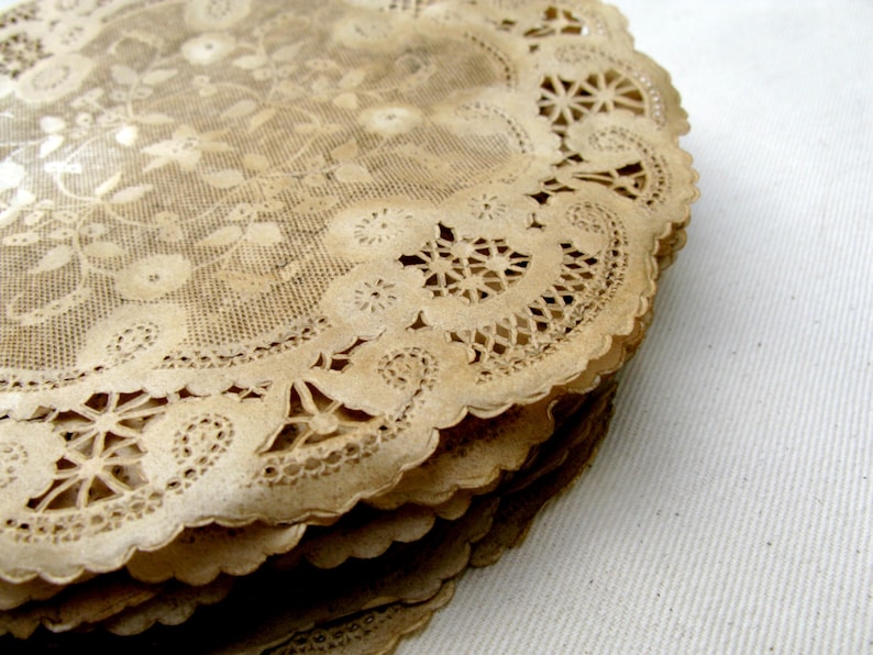 10" Paper Doilies, Aged Walnut Stained, Vintage Style, Wedding Placemats, Party Place Setting, Rustic, French, Farm Style Decor- set of 10 image 4