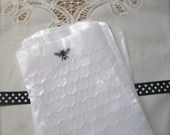 Honeycomb Glassine Favor Bags: Embossed Bee Design, Set of 10