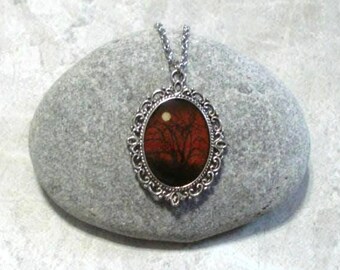 Moonlight Night Full Moon Necklace Black And Red