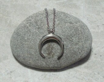 Crescent Moon Necklace Stainless Steel