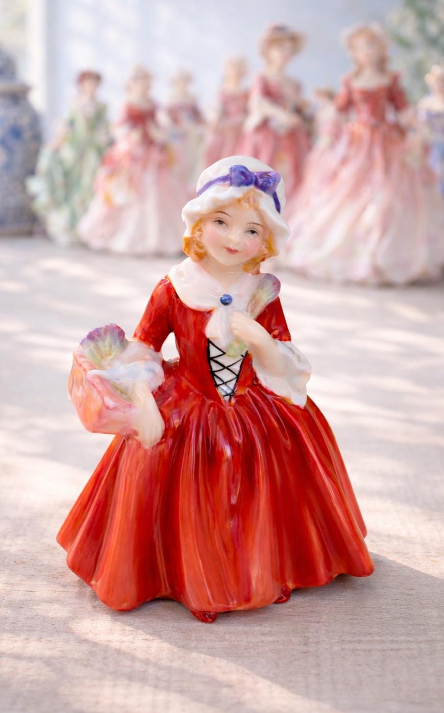 Royal Doulton Figurines - Etsy Canada
