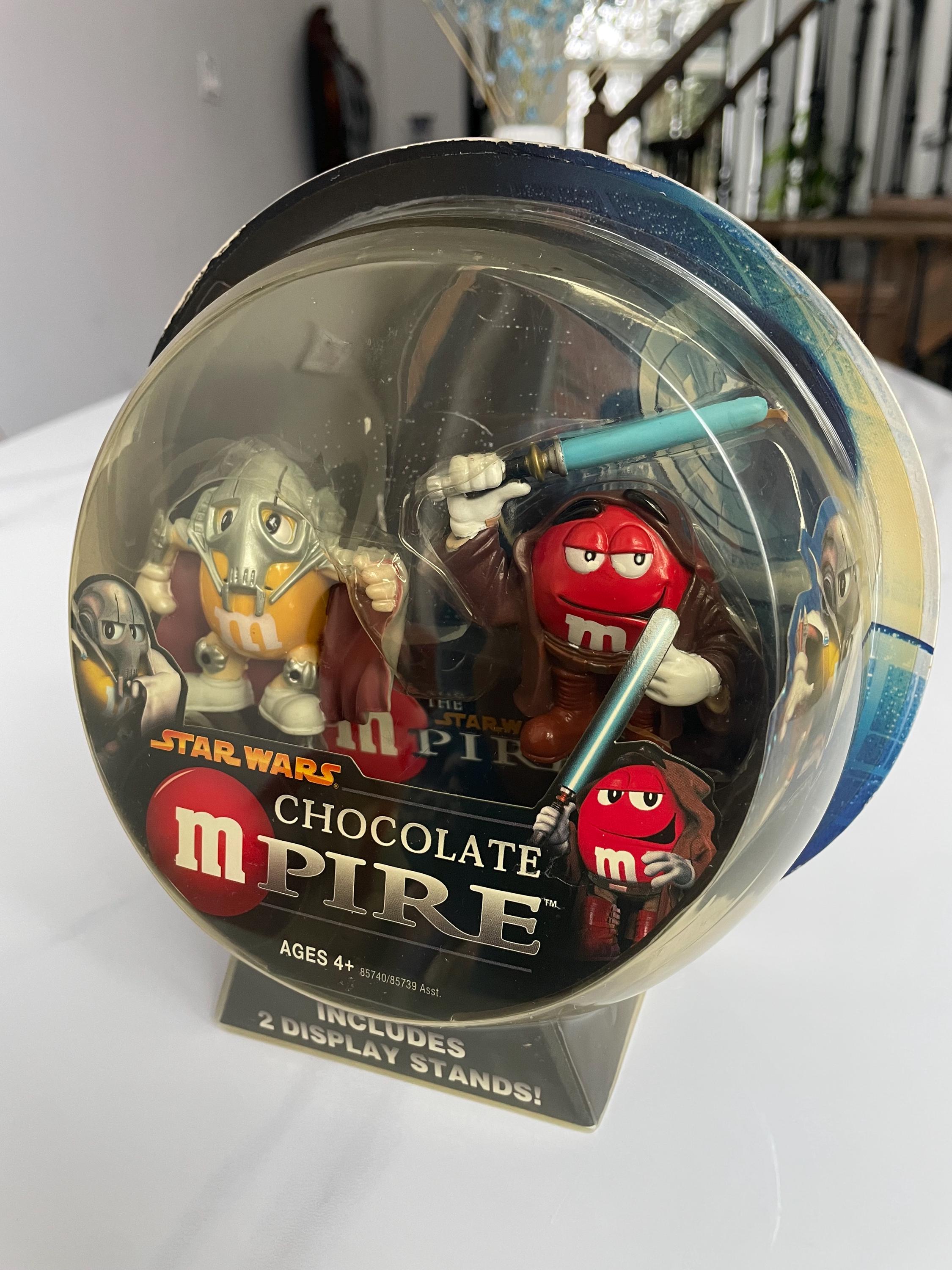 STAR WARS M&Ms M-Pire chocolate フィギュア M&m's Star Wars Chocolate M-pire Figure Set Obi-wan + Grievous
