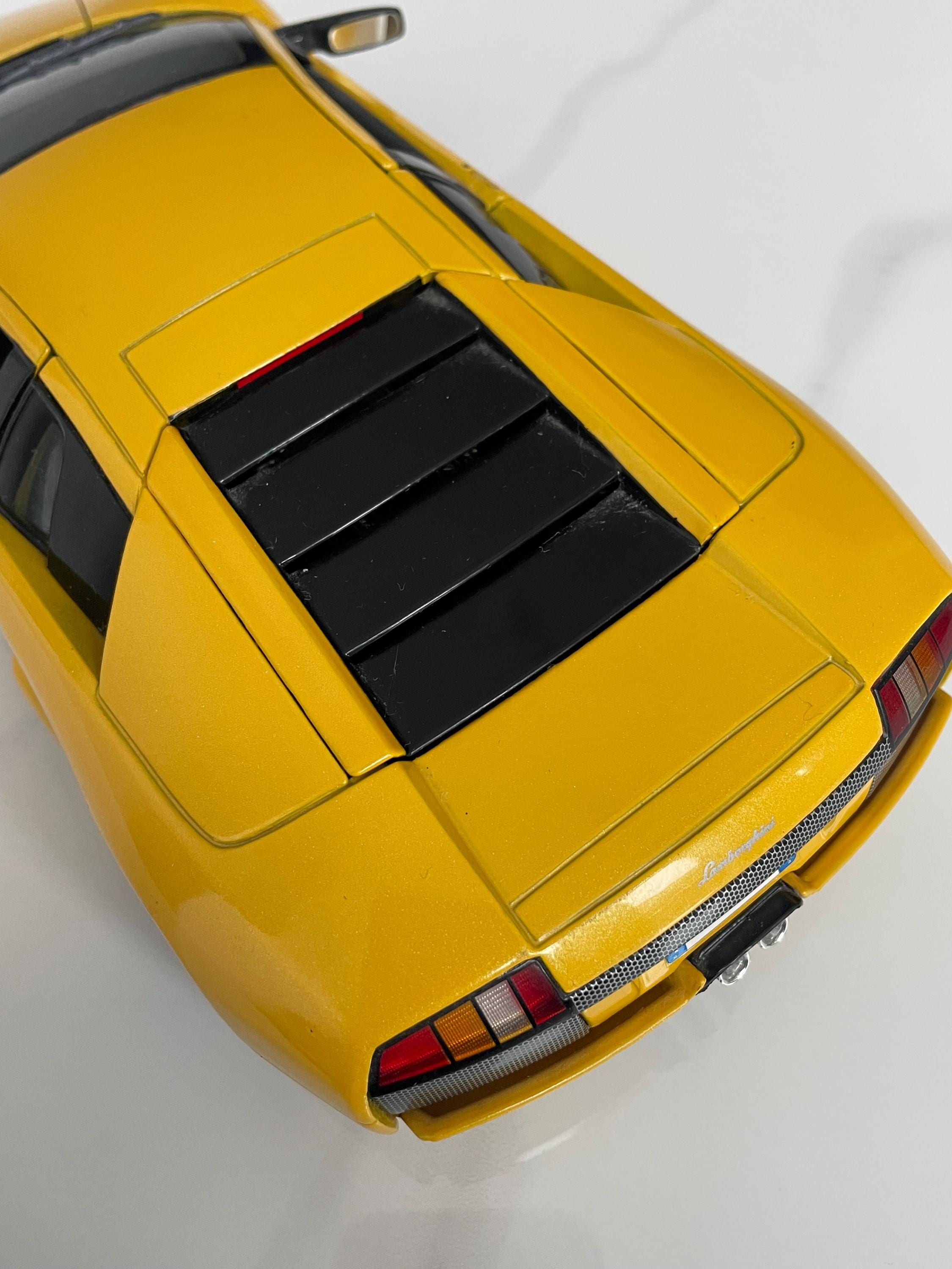 Maisto 1:18 Lamborghini Murciélago Yellow Diecast Car Model – 1st