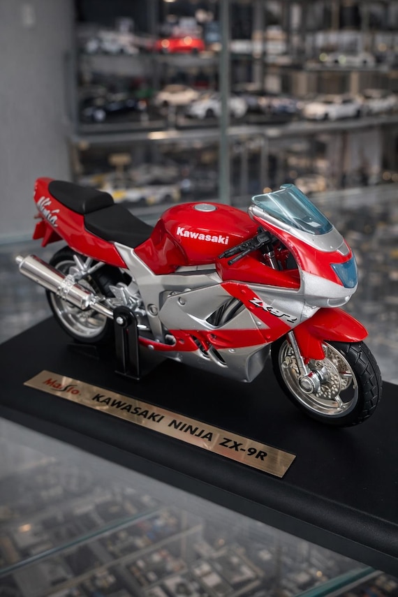 ZX-9R Kawasaki Ninja 1⁄18 NINJA KAWASAKI | eBay Maisto NEW