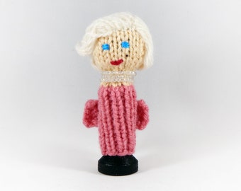 Marilyn Monroe Finger Puppet - 1950s - Gentleman Prefer Blondes