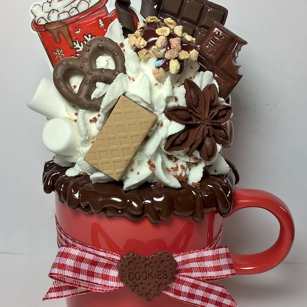 Cocoa in Ceramic mug - Cookies - Cocoa - Chocolate syrup - Marshmallows - Polymer clay table top decoration - Tier Tray