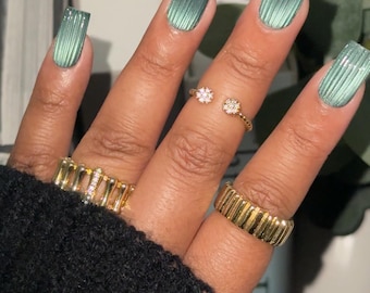 Viral Ribbed Glass Nails Handmade Reusable Luxury Custom Press on Nails (30+ Color Options!)