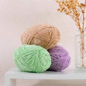 Velvet Chenille Yarn – Ultra-Soft and Smooth Craft Yarn, Plushies and DIY Projects Yarn, Available in 41 Rich and Eye-Catching Colors