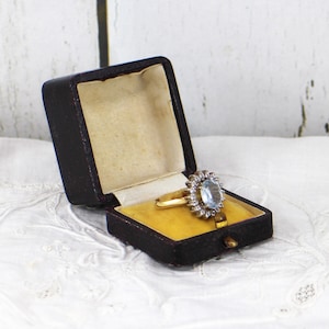 Vintage Ring Box - Antique Jewelry Box - Engagement Wedding Ring Box