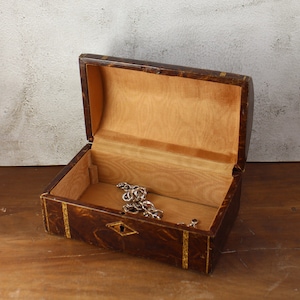 Vintage Jewelry box - Antique Chest Shape Box - Treasure Chest Jewelry Box - Trunk box