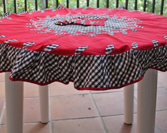 Vintage Round Cotton Tablecloth - Handmade - Hand embroidery - Retro Tablecloth - 50s - 60s