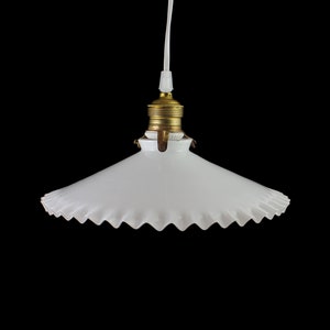 Vintage gekräuselte Opalglas Pendelleuchte - Französische Pendelleuchte - Weißes Glas Deckenlampe - Milchglasschirm