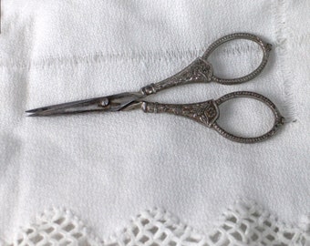 Antique sewing scissors - Embroidery scissors - Needlework scissors - Collector scissors