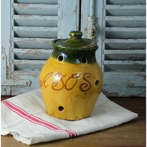 Vintage keramische knoflookpot: rustiek terracotta keukendecor, rustieke pot van aardewerk - voorraadpot