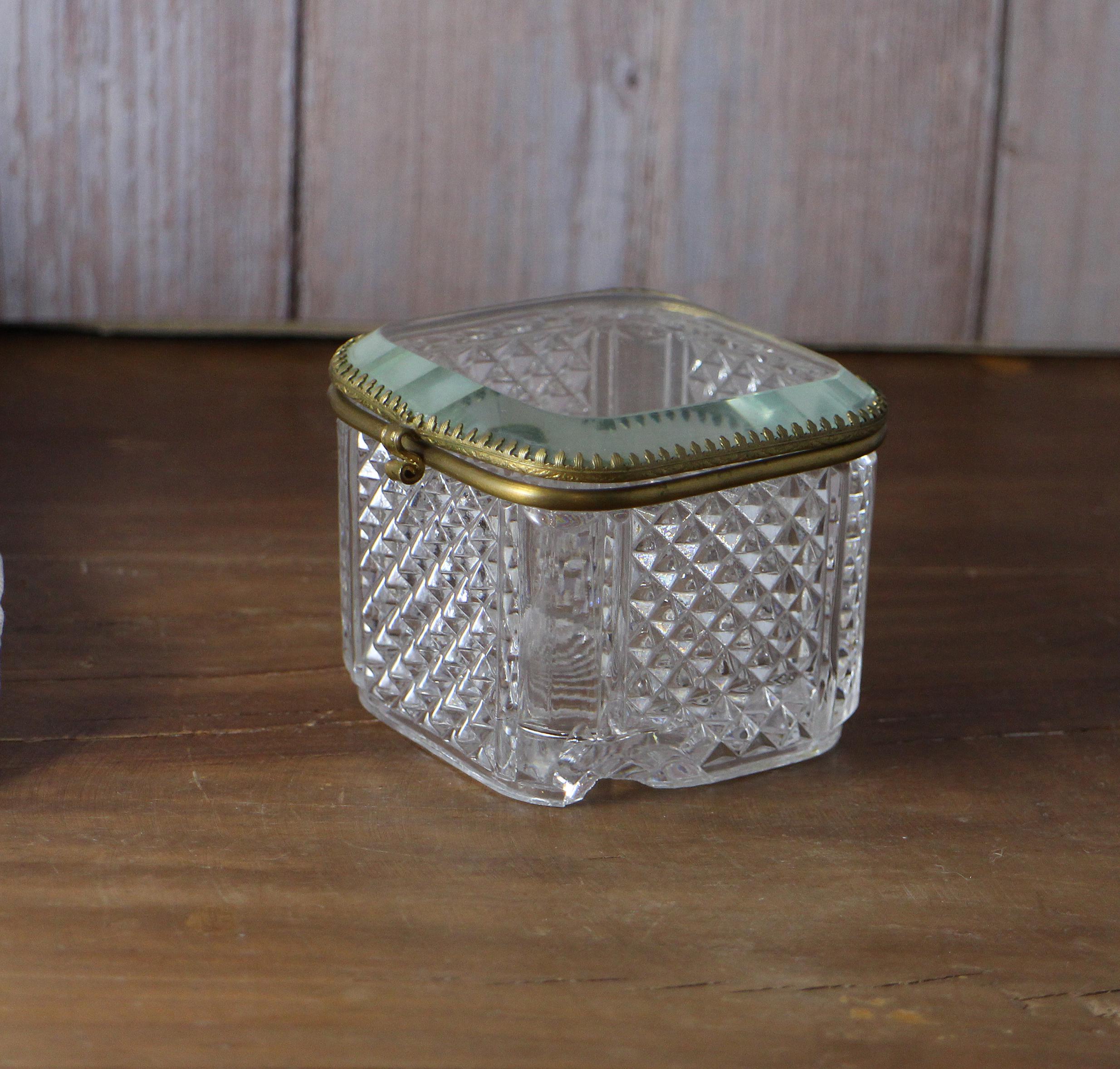 Vintage Glass Jewelry Box - French Jewellery Box - フランス製 