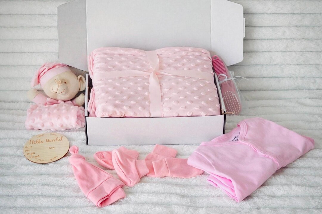 Baby Girl Gift Box Set | Pink Baby Blanket 80x110cm & Comforter ...