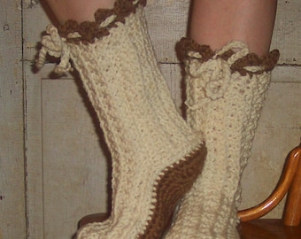 Crochet Pattern Boots--------- DELICIOUS CROCHET BOOTS-----make them in one day----for outdoor wear too