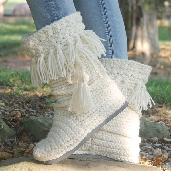 Crochet Boots Pattern-------NEW!  FRINGE MUKLUKS-------- wear them outdoors------streetwear-----warm and cozy womens size 5-10