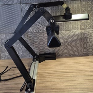 Support ajustable pour barre lumineuse Govee H6056 de 450mm & 650mm - sim racing ambient light - Govee light bar - sim rig light