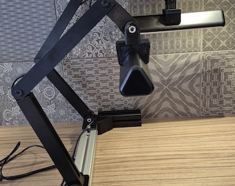 Adjustable bracket for Govee H6056 450mm & 650mm light bars - sim racing ambient light - Govee light bar - sim rig light