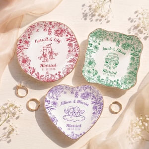 Personalized Wedding Ring Dish, Custom Couple Names And Date Jewelry Tray, Floral Married Gift For Bride Groom Or Couple
