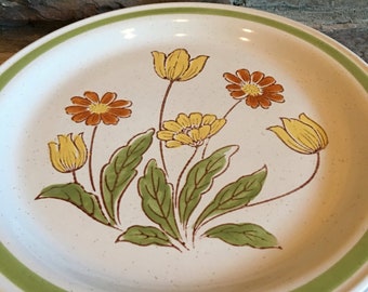 Stoneware Floral Dinner Plates, Country Casual Stoneware, Speckled Stoneware Plates