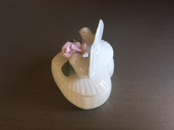 Heart Shaped Engagement Ring Box, Vintage Wedding… - image 4